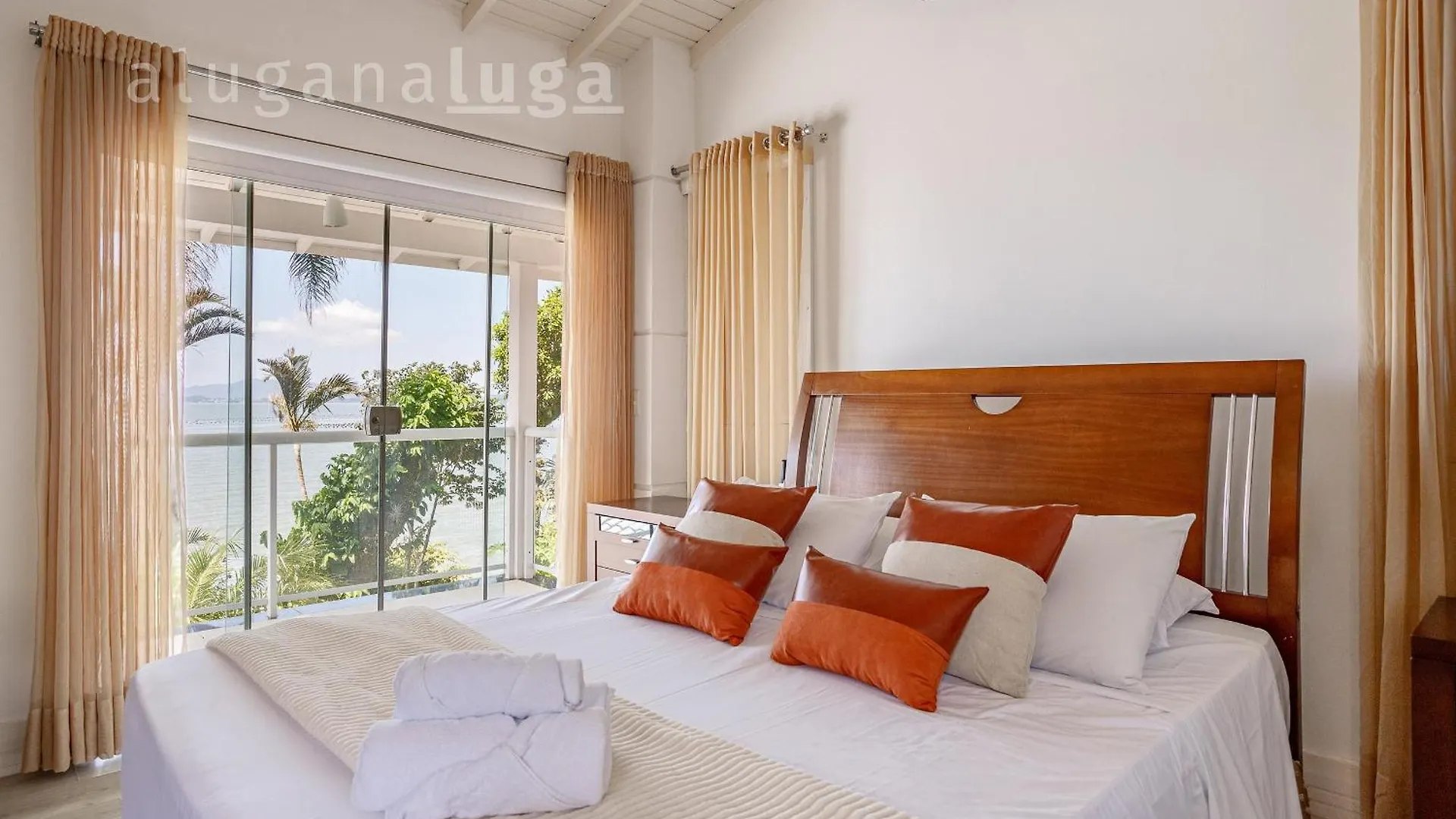 Villa Mansao Exclusiva: Piscina E Vista Mar à Palhoça